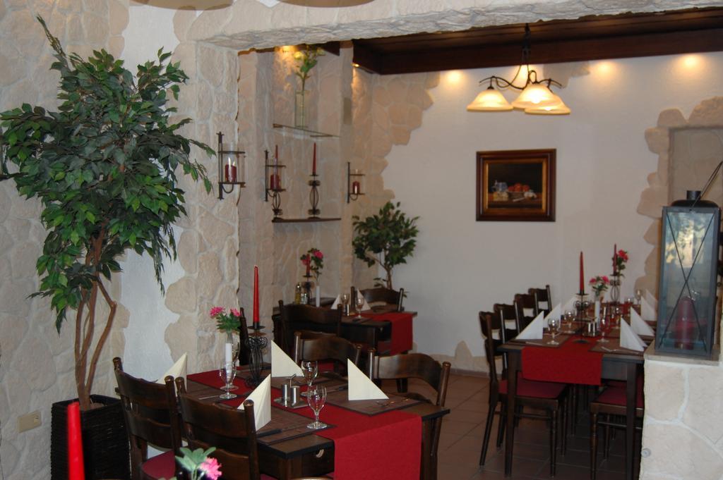 Eifel-Landhaus Ferienwohnungen "Em Gardestueffje" Mechernich Room photo